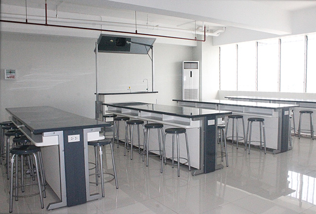 Physics Laboratory