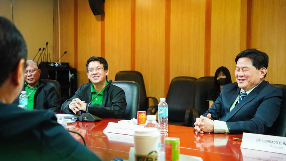 CHED Evaluates UV Political Science Program