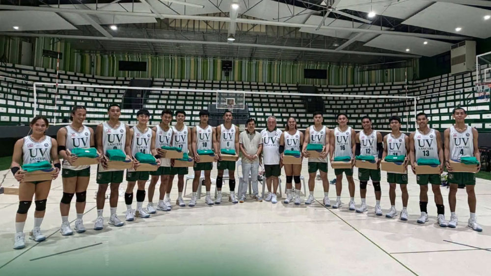 UV Alumnus Supports Volleyball Team